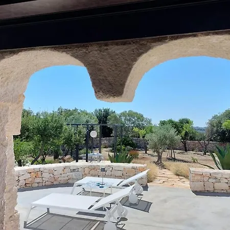 Trullo Dei Mori, Sea View With Swimming Pool *